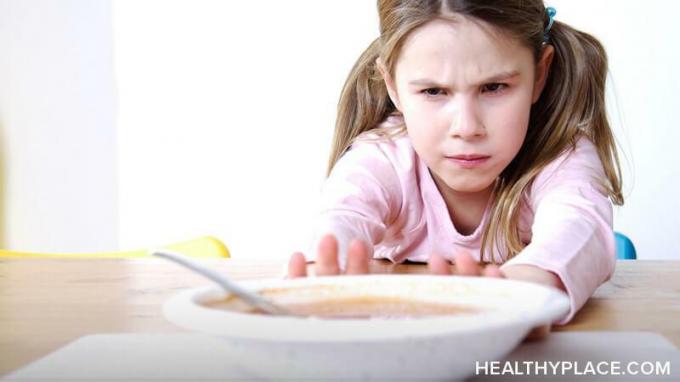 Tudta, hogy növekszik az étkezési rendellenességek előfordulása kisgyermekekben? Ismerje meg, hogy a betegség hogyan befolyásolja őket, és mely tünetekre figyelmeztetnie kell a HealthyPlace oldalon.