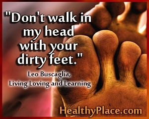 Stigma-idézet - Ne sétáljon a fejemben piszkos lábaddal.