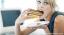 A túlzott étkezési rendellenességek kiváltói: Amit tudnod kell