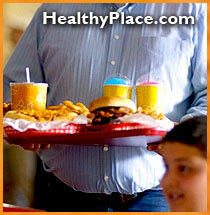 Compulsive Overeating - Miért vesznek részt az emberek kényszeres túlaltatásban, túlsúlyos étkezésben és diétázásban, súlycsökkentésben és a túlaltatás kezelésére rendelkezésre álló terápiában. Konferencia átirat.