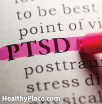 A komplex poszttraumás stressz rendellenesség (PTSD) harchoz köthető, de jellemzőbben polgári okokhoz kapcsolódik. Ismerje meg a komplex PTSD tüneteit.